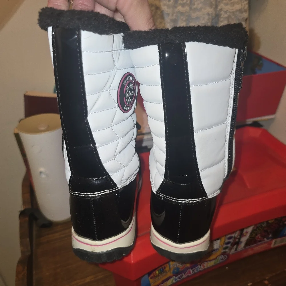 Girls Totes Snow Boots Size 1